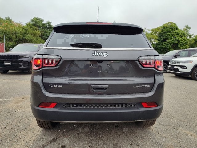 2024 Jeep Compass Limited 4