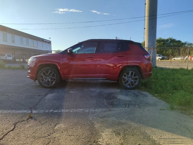 2024 Jeep Compass Limited 9