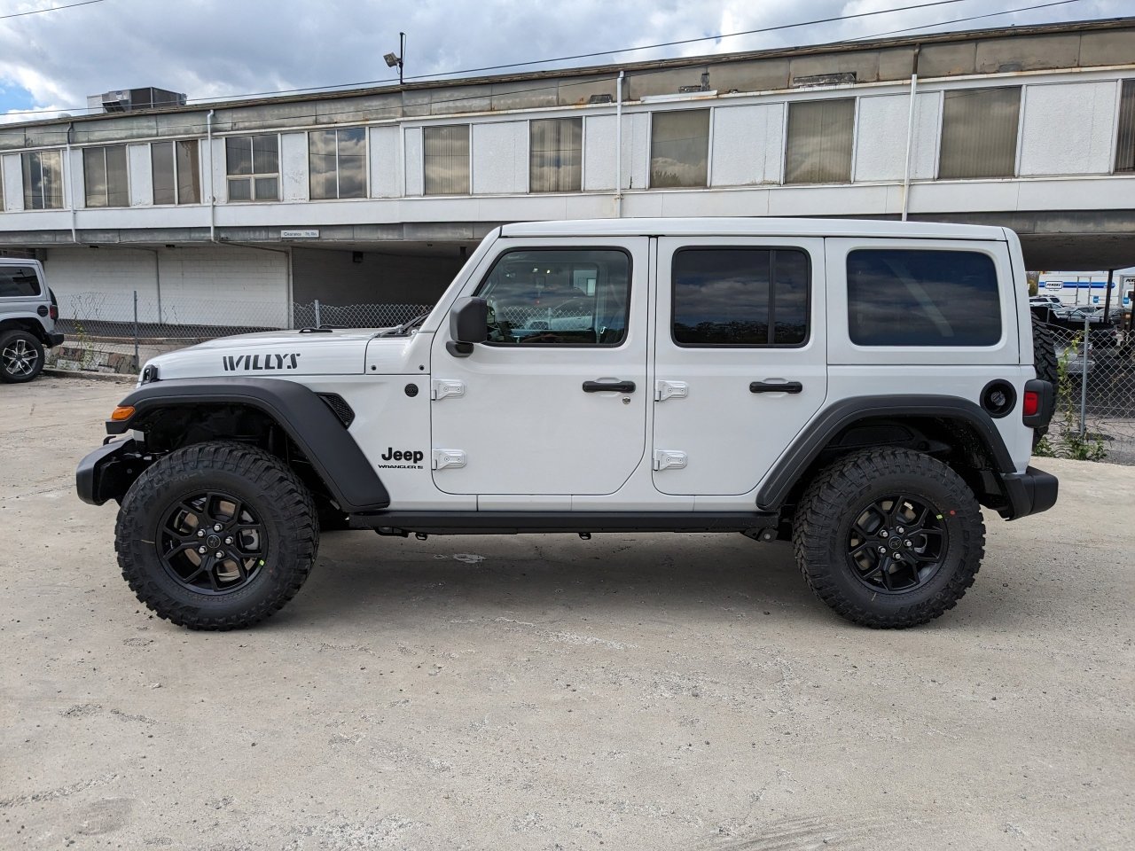 2024 Jeep Wrangler Willys 6