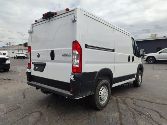 2024 Ram Promaster Cargo Van Tradesman 3