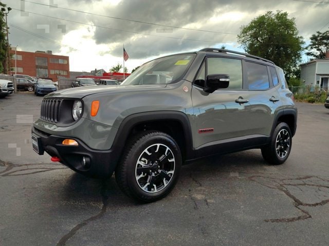 2023 Jeep Renegade Trailhawk 1