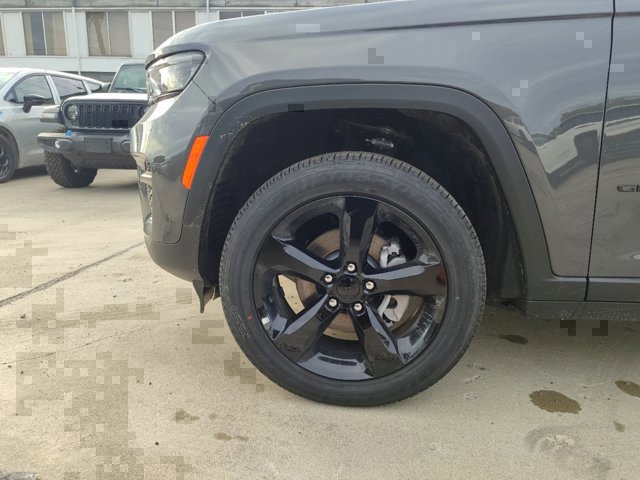 2024 Jeep Grand Cherokee Altitude X 5