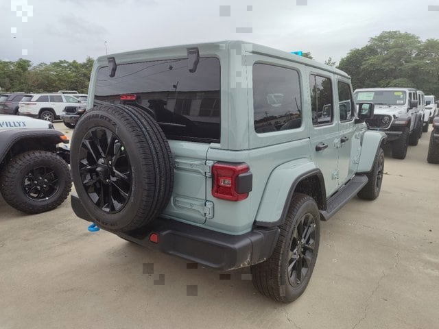 2024 Jeep Wrangler 4xe Sahara 3