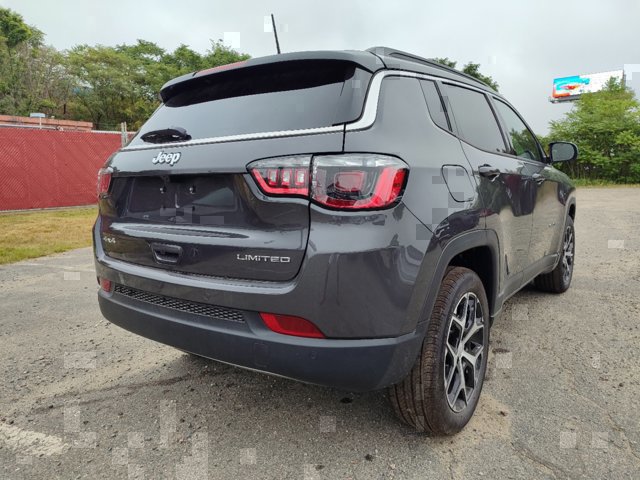 2024 Jeep Compass Limited 3