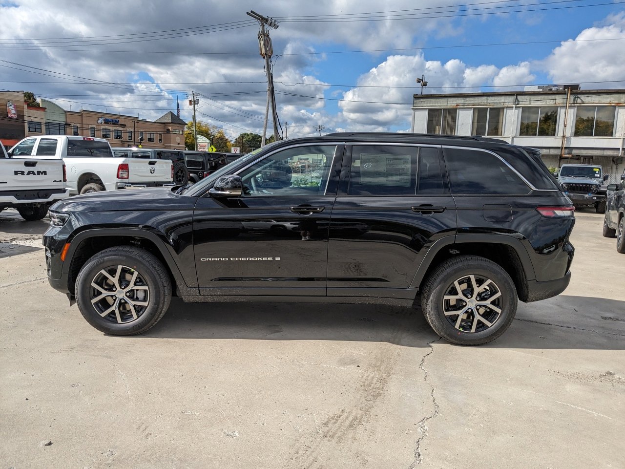 2025 Jeep Grand Cherokee Limited 6