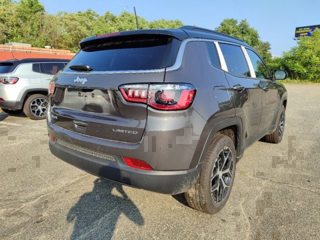 2024 Jeep Compass Limited 3