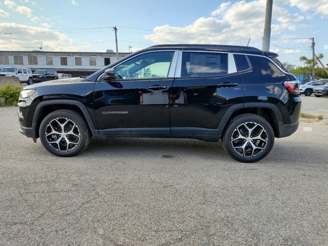 2024 Jeep Compass Limited 11