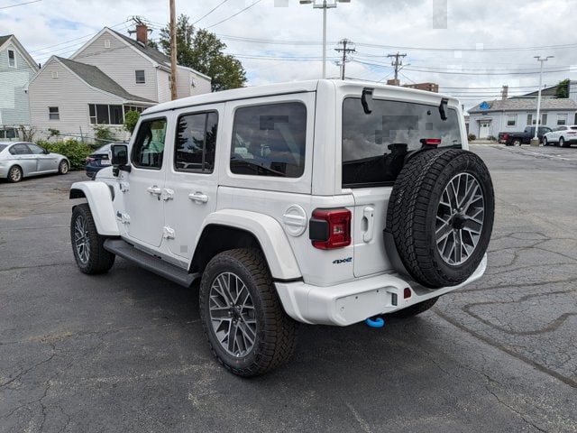 2024 Jeep Wrangler 4xe High Altitude 5