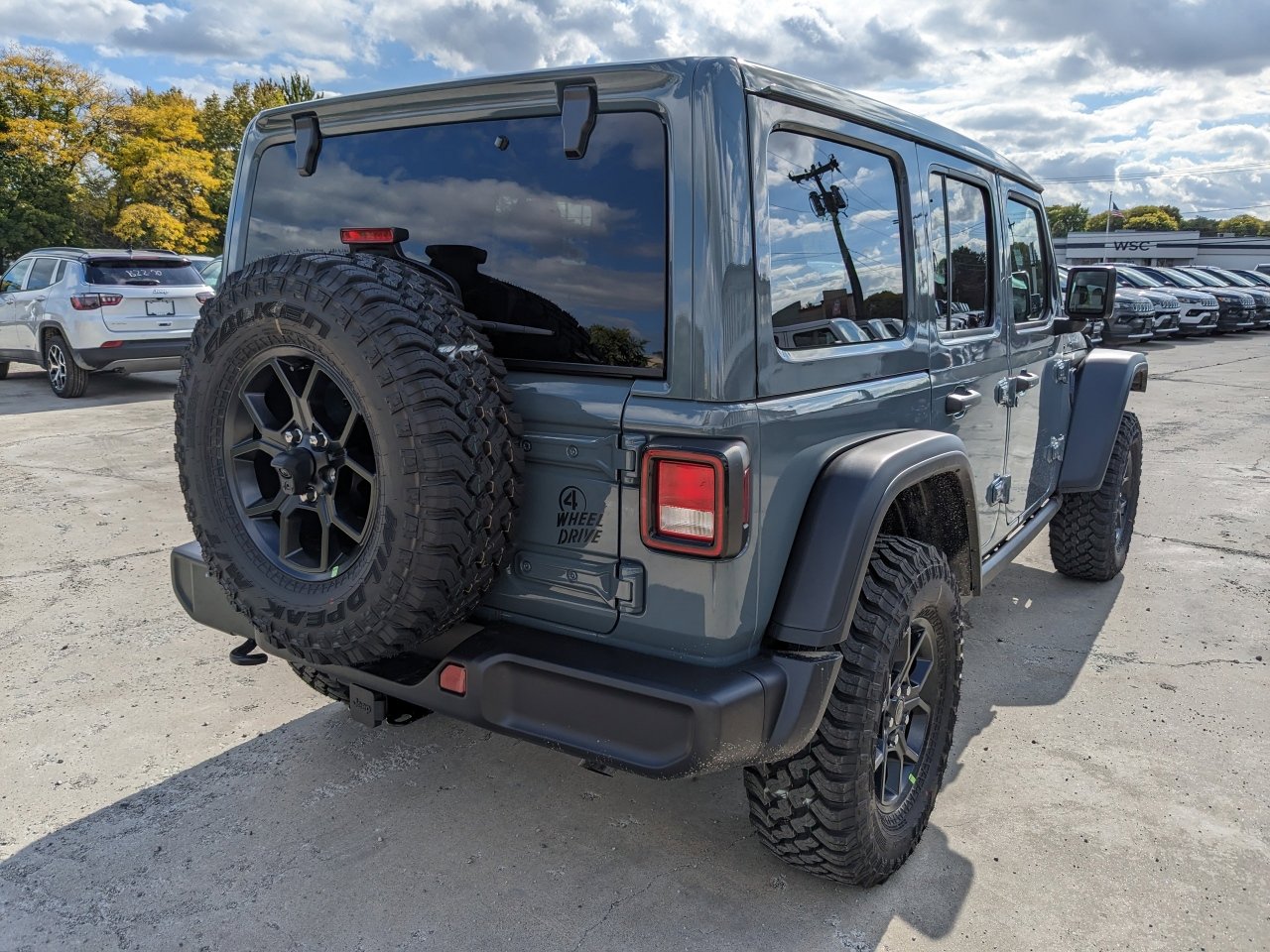 2024 Jeep Wrangler Willys 3