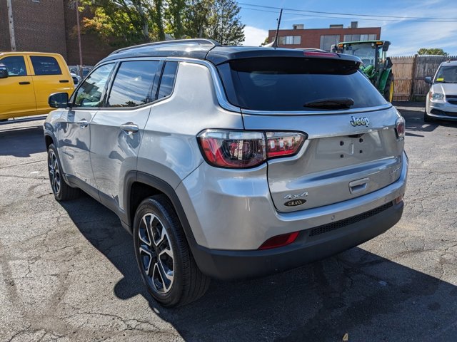 2022 Jeep Compass Limited 5