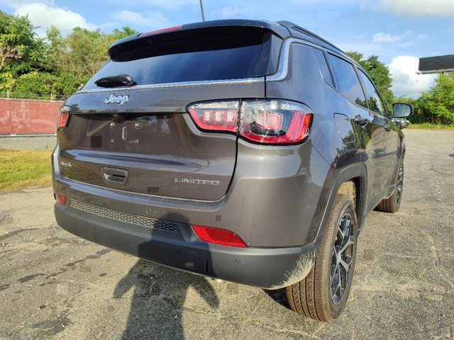 2024 Jeep Compass Limited 3