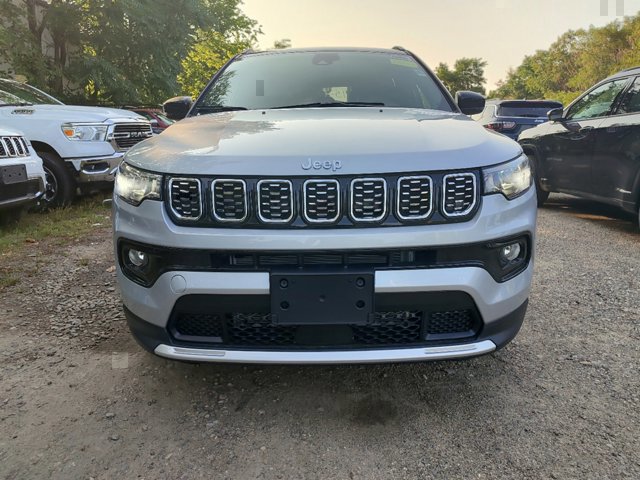 2024 Jeep Compass Limited 2