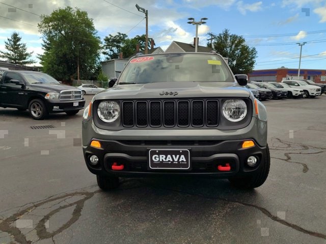 2023 Jeep Renegade Trailhawk 12