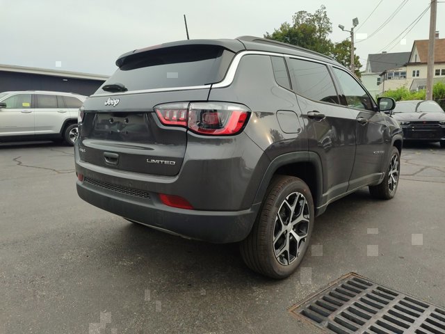 2024 Jeep Compass Limited 3