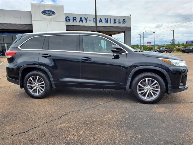 2018 Toyota Highlander XLE photo 4