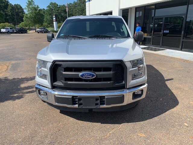 2015 Ford F-150 XL photo 2