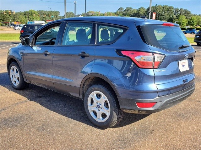 2018 Ford Escape S photo 4