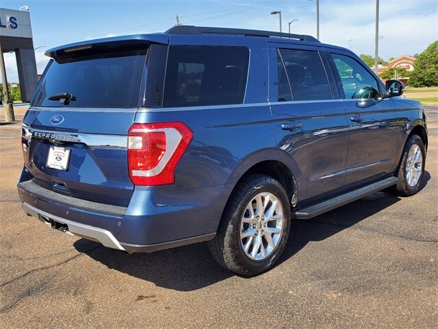 2020 Ford Expedition XLT photo 3