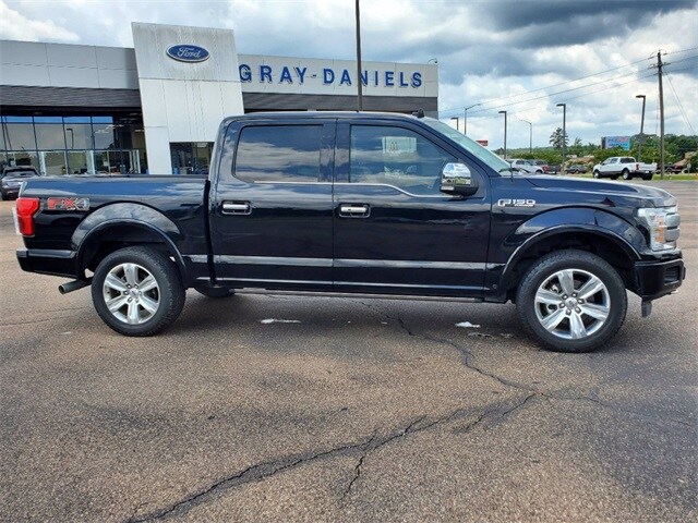 2018 Ford F-150 Platinum photo 4