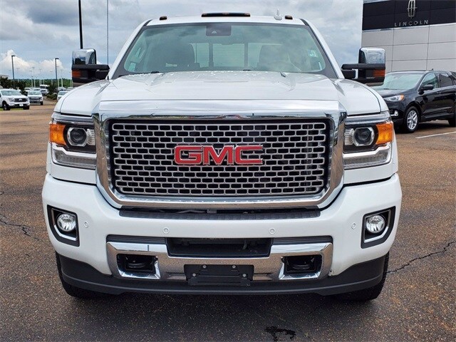 2016 Gmc Sierra Denali photo 3