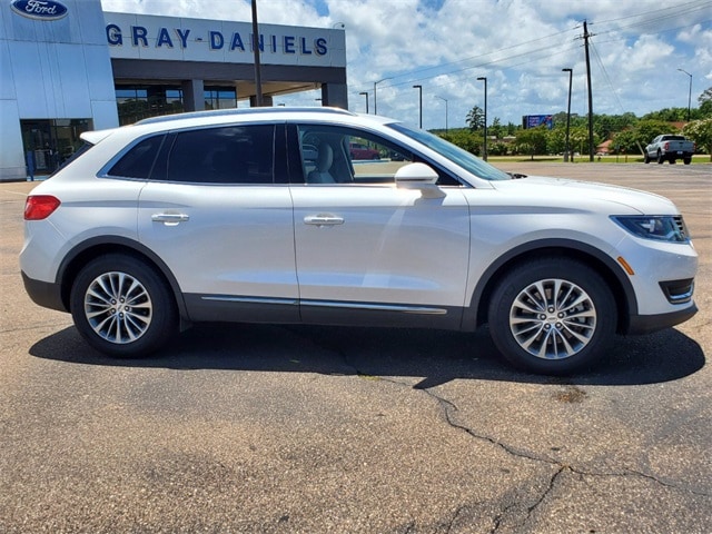 Used 2017 Lincoln MKX Select with VIN 2LMPJ6KR3HBL14536 for sale in Brandon, MS