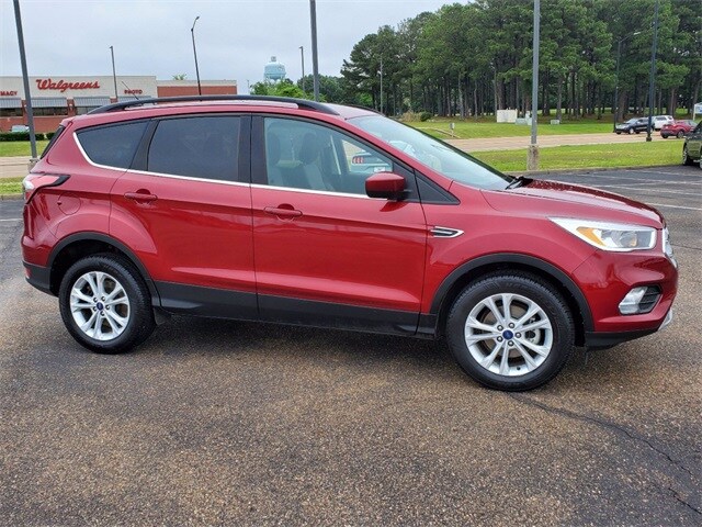2018 Ford Escape SE photo 3