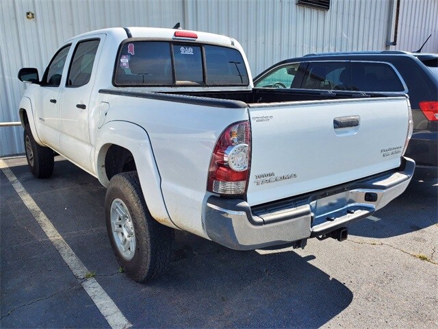 2015 Toyota Tacoma PreRunner photo 3