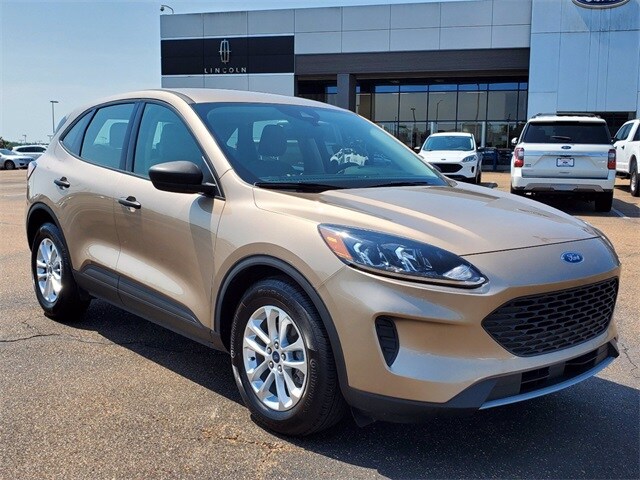 2020 Ford Escape S photo 2