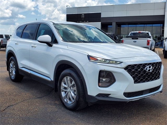 Used 2020 Hyundai Santa Fe SE with VIN 5NMS23AD3LH249788 for sale in Brandon, MS