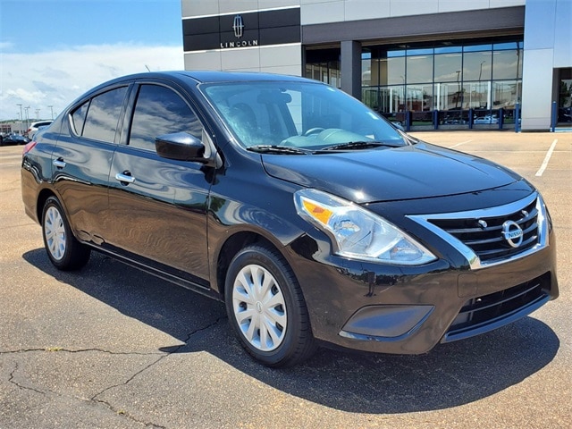 Used 2017 Nissan Versa Sedan SV with VIN 3N1CN7AP8HL825983 for sale in Jackson, MS