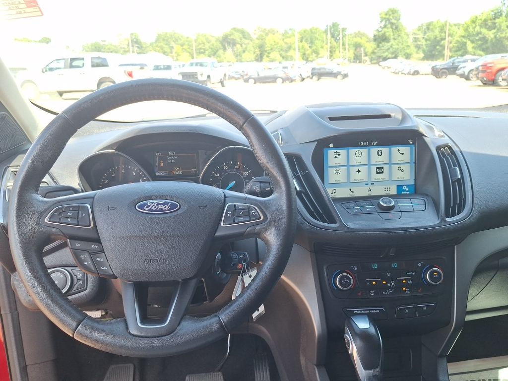 2018 Ford Escape SEL photo 2