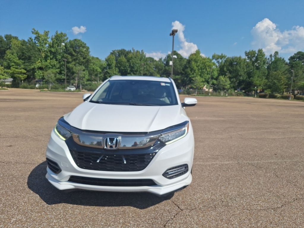2019 Honda HR-V Touring photo 3