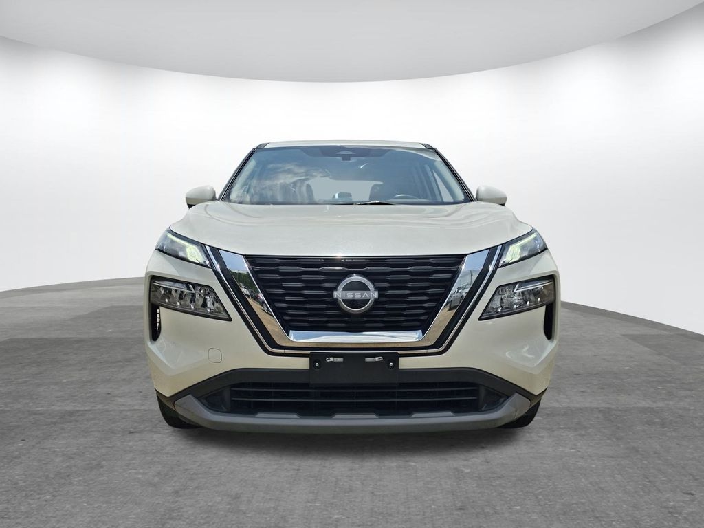 2023 Nissan Rogue SV photo 3