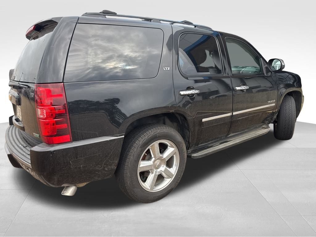 2012 Chevrolet Tahoe LTZ photo 4