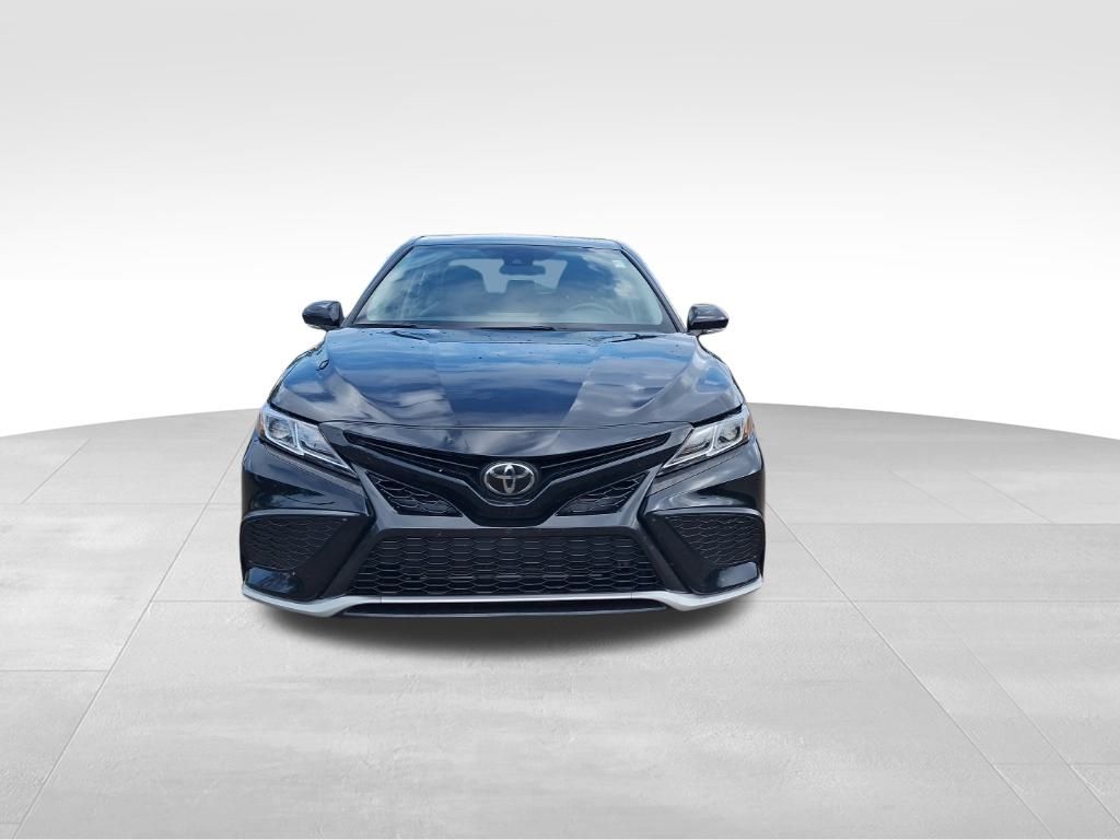 2024 Toyota Camry SE photo 2
