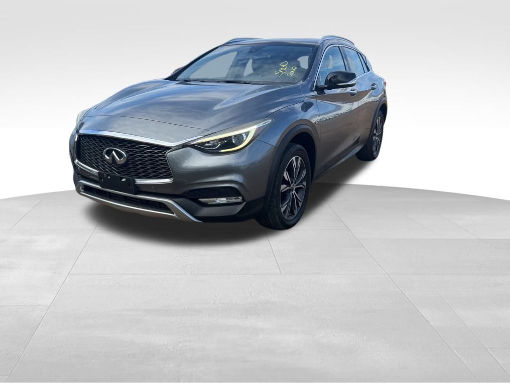 2018 Infiniti QX30 Premium photo 3