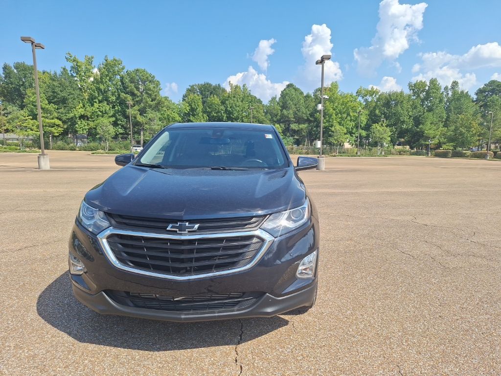 2021 Chevrolet Equinox LT photo 3