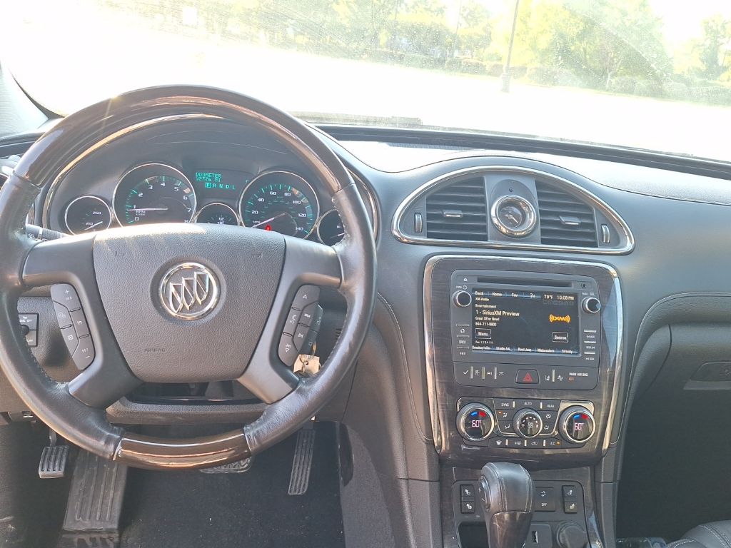 2015 Buick Enclave Leather photo 2