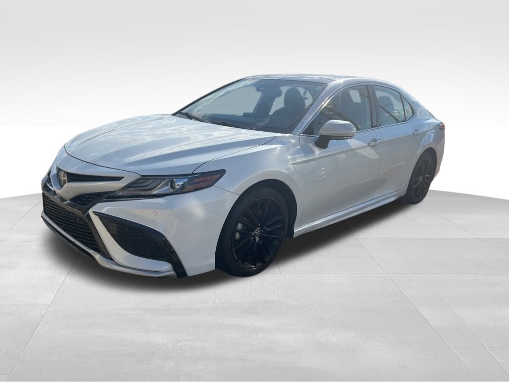 2023 Toyota Camry XSE photo 3
