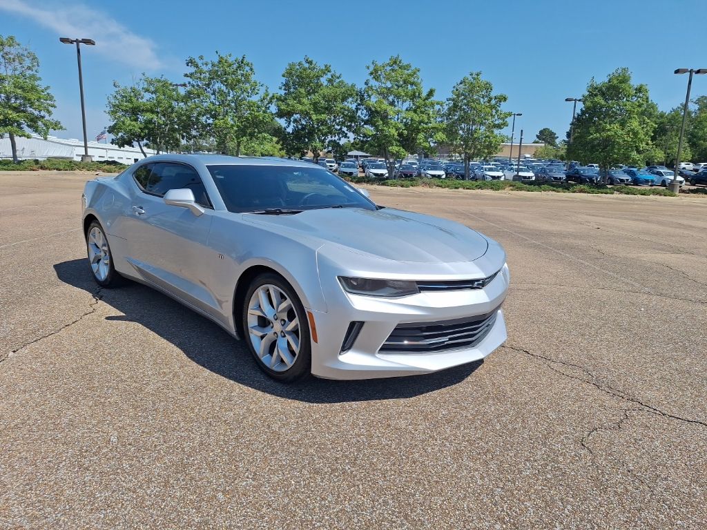 2016 Chevrolet Camaro 2LT photo 4