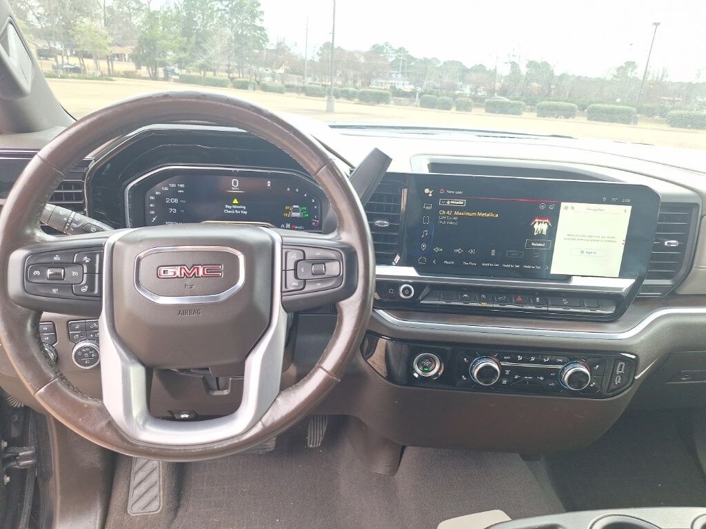 Used 2022 GMC Sierra 1500 SLT Truck