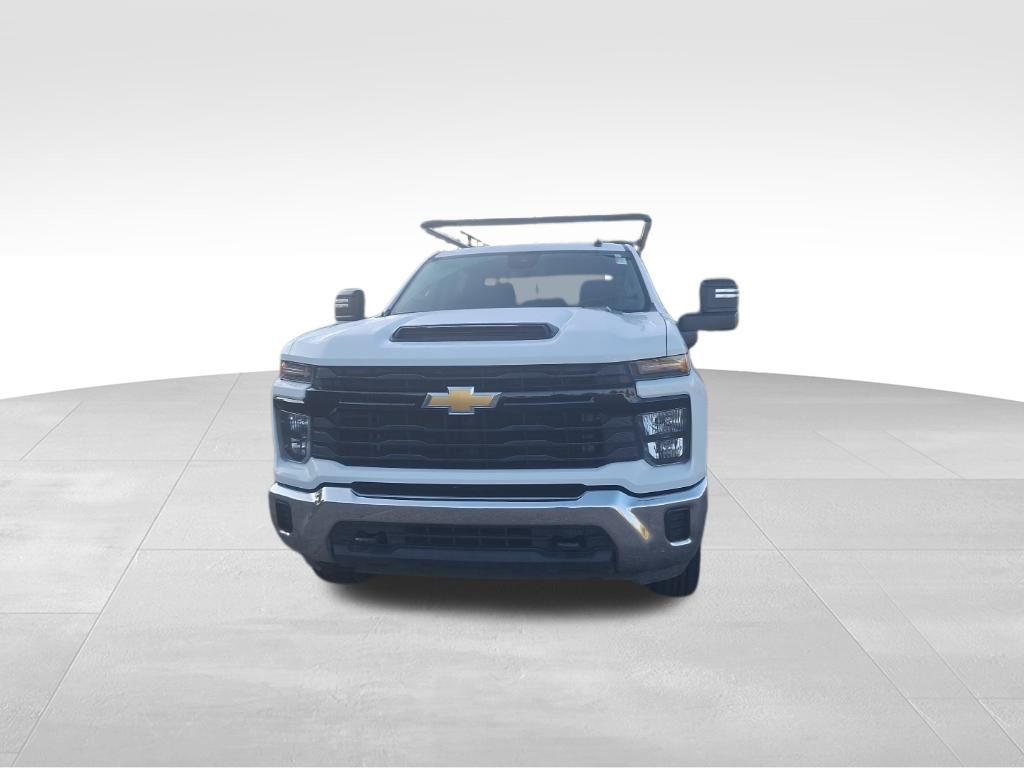 2024 Chevrolet Silverado 2500HD Work Truck photo 2