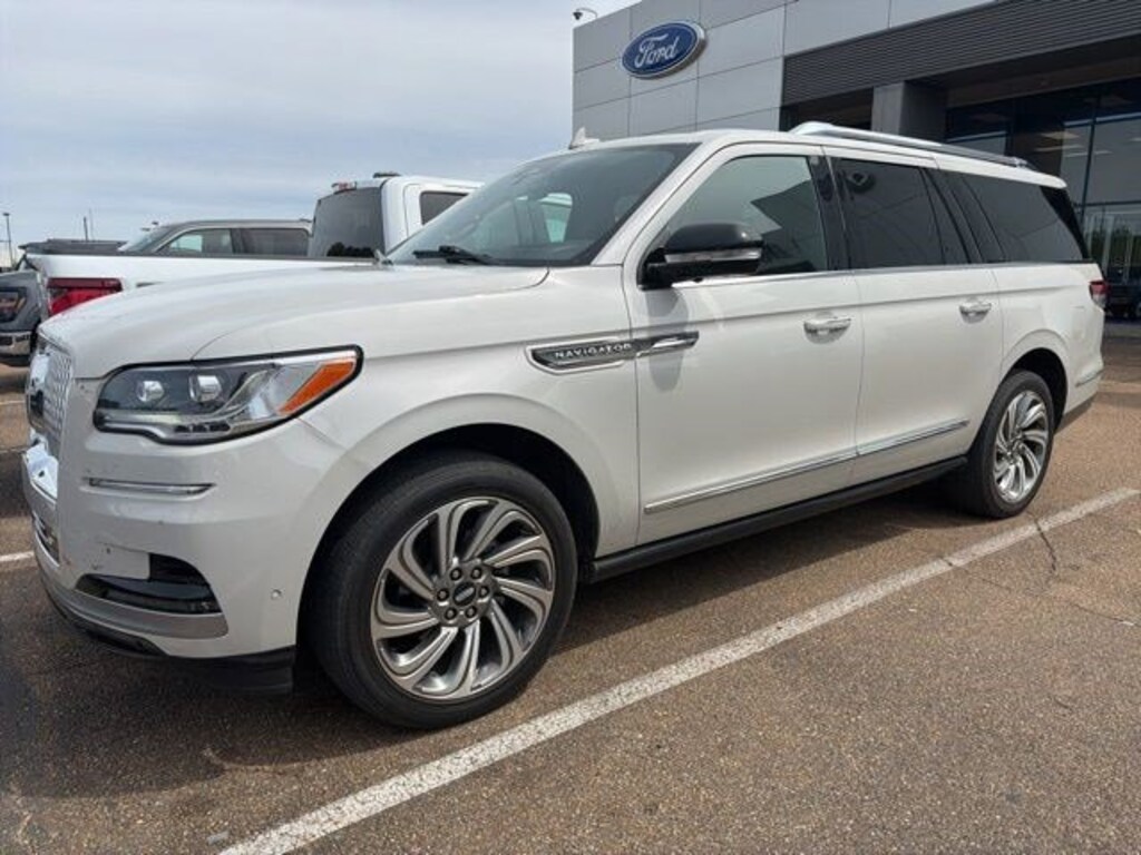 Used 2023 Lincoln Navigator L Reserve SUV
