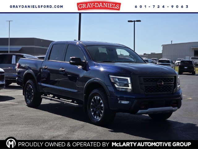 2023 Nissan Titan