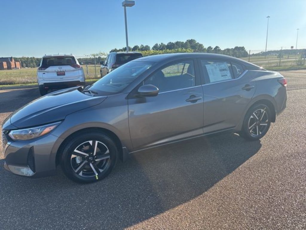 New 2025 Nissan Sentra SV Car