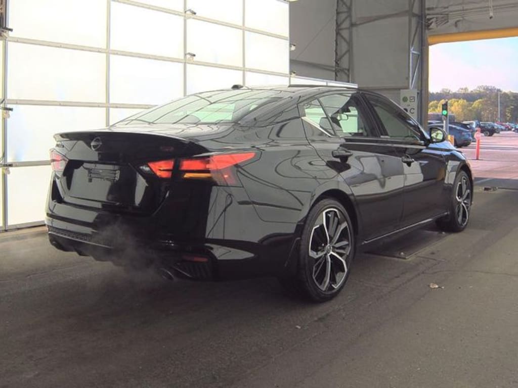 Certified 2024 Nissan Altima 2.5 SR Sedan