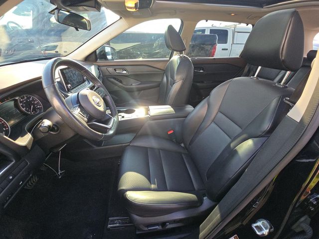 2022 Nissan Rogue SV photo 2