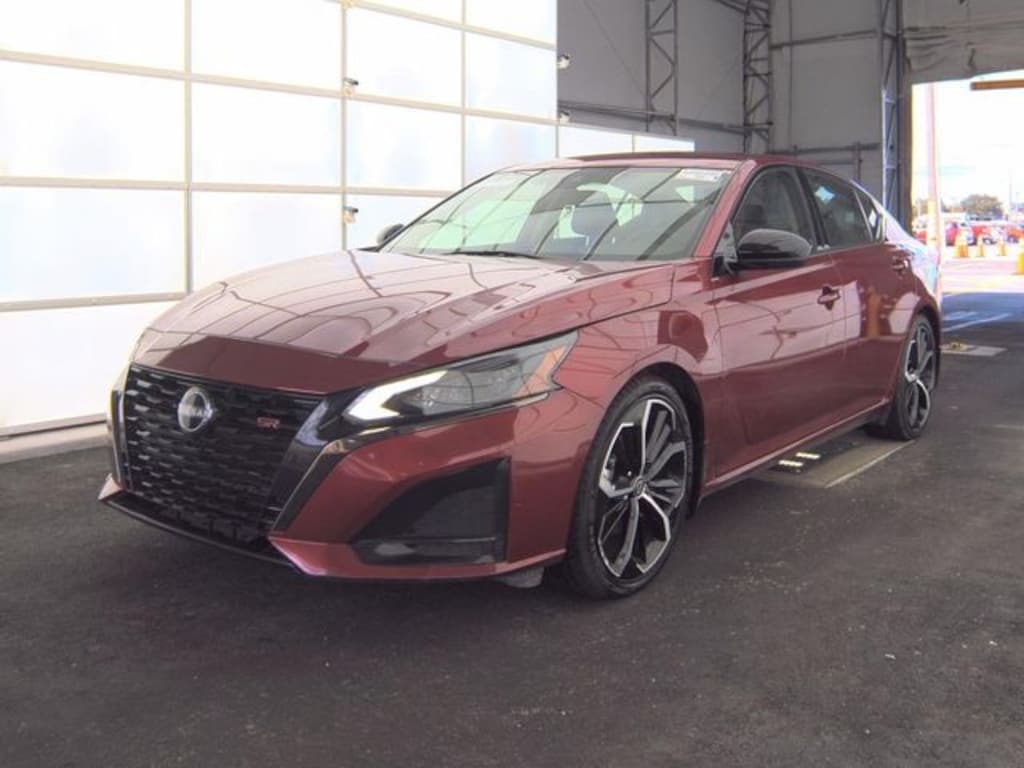 Used 2023 Nissan Altima 2.5 SR Sedan