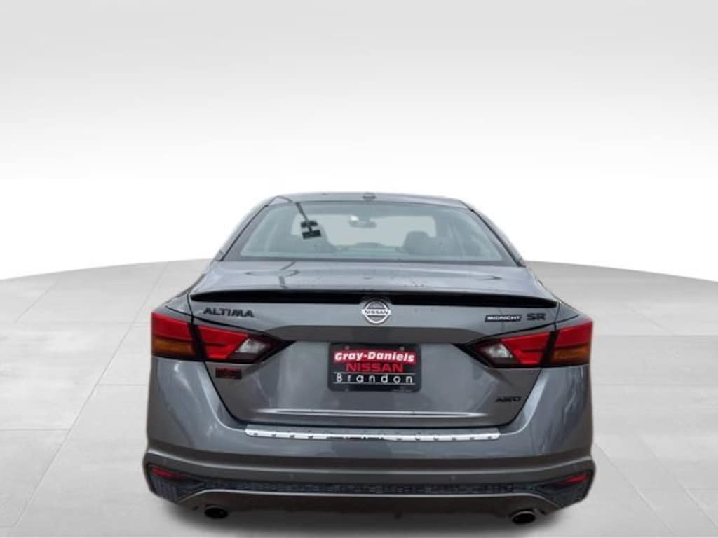 Used 2022 Nissan Altima 2.5 SR Sedan