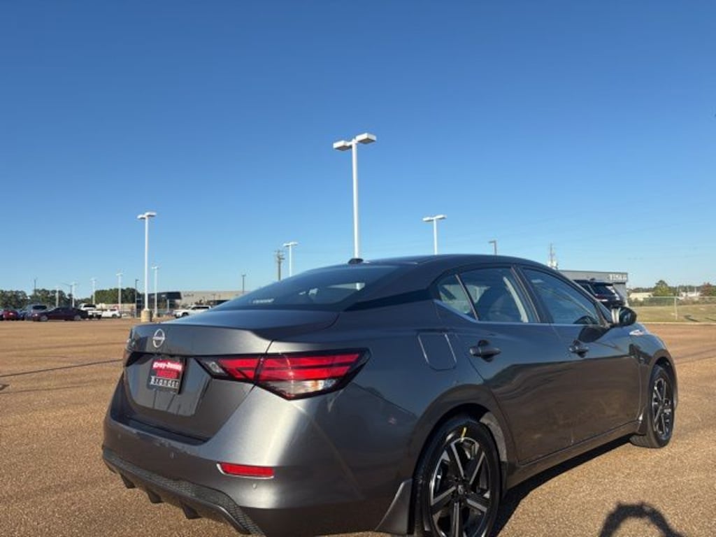 New 2025 Nissan Sentra SV Car